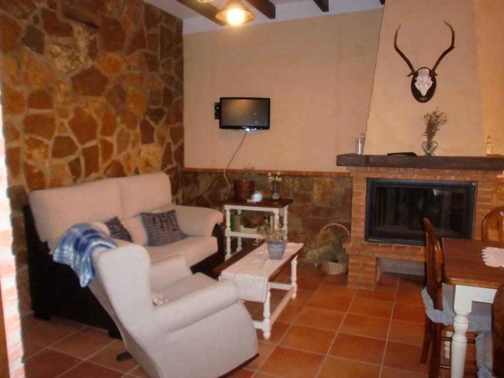 Casa Rural Sierra De Coripe ภายนอก รูปภาพ