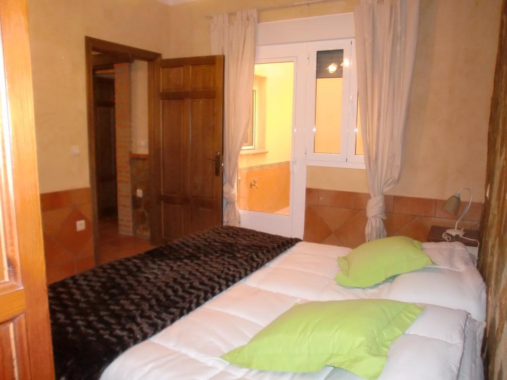 Casa Rural Sierra De Coripe ภายนอก รูปภาพ