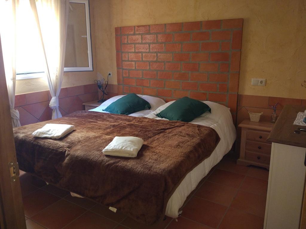 Casa Rural Sierra De Coripe ภายนอก รูปภาพ