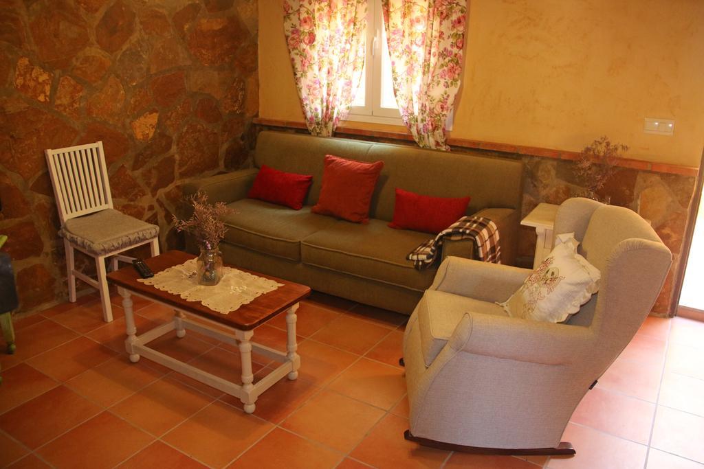 Casa Rural Sierra De Coripe ภายนอก รูปภาพ