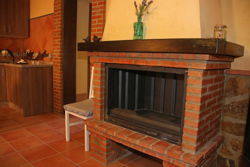 Casa Rural Sierra De Coripe ภายนอก รูปภาพ